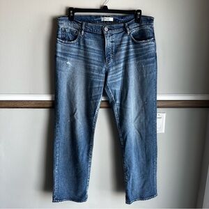 NWOT Moussy Vintage Linden Slim Straight Distressed Jeans​​​​​​